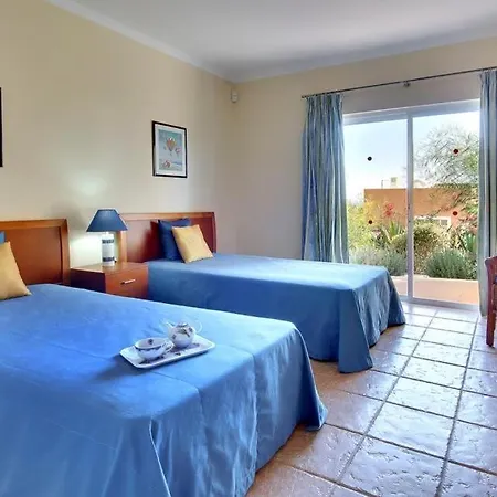 Willa Sleeps 6 Pool Air Con Wifi *